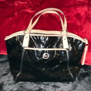 Coach Peyton Embossed Signature C Black Patent Leather Tote Bag
